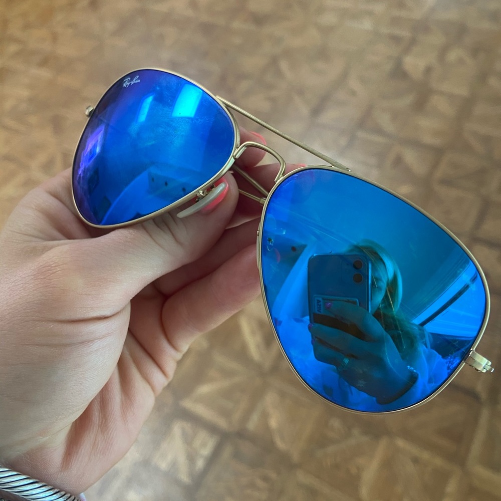 Ray Ban Aviators - Picture 5 of 5